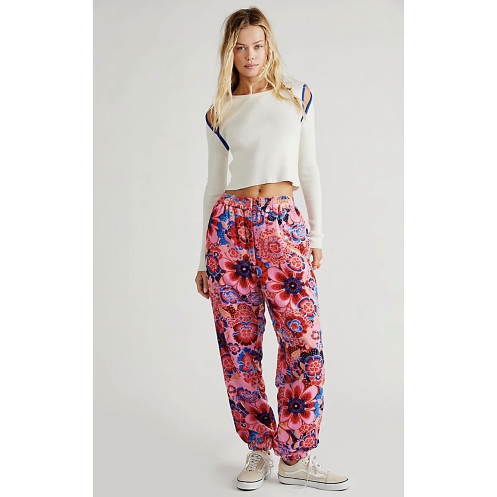 Free People Pink‎ Floral Velvet Burnout Quilted Jogger Pants Womens Medium